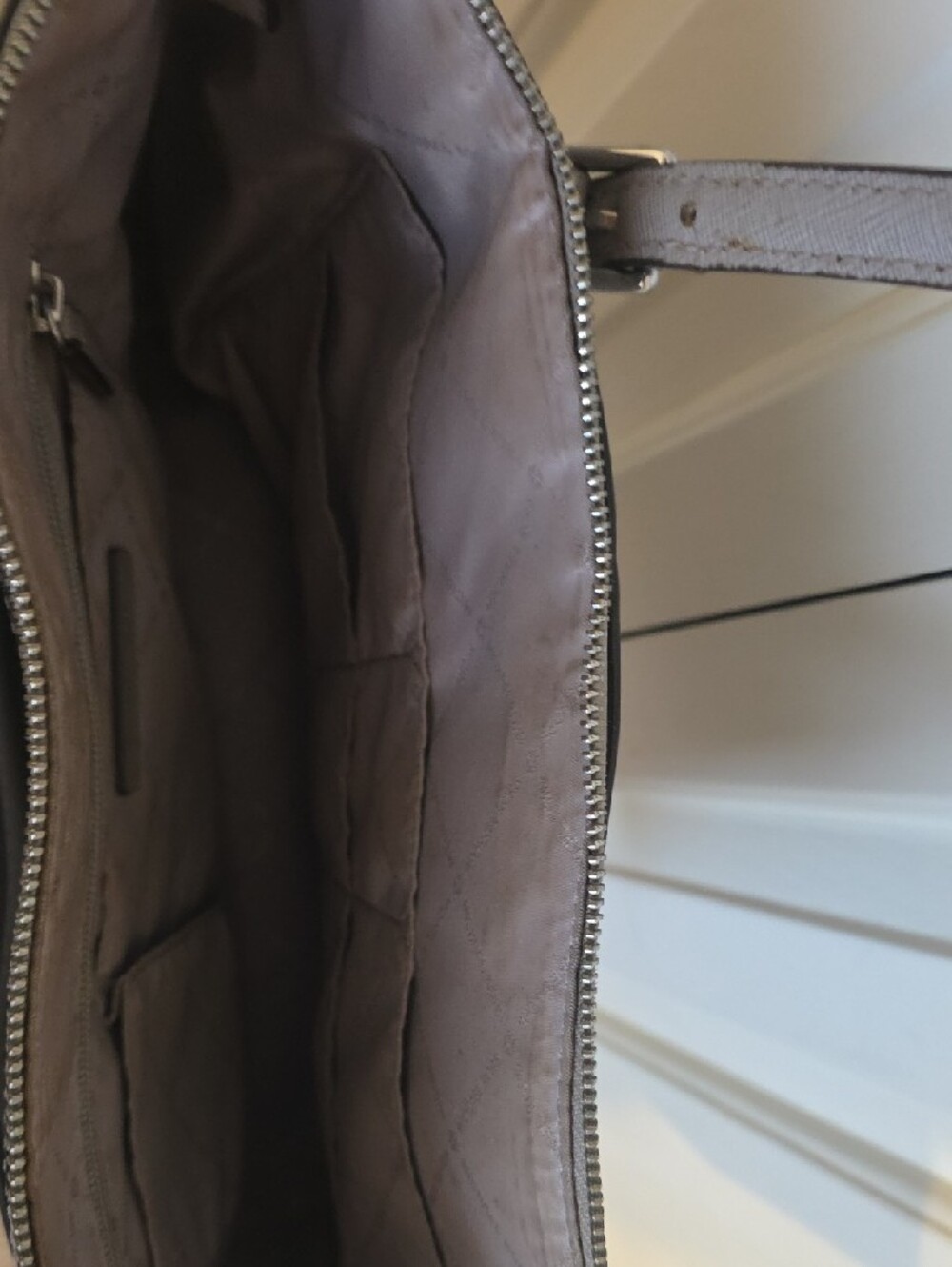 Michael Kors Leather Tote in Taupe Gray - Picture 4 of 5